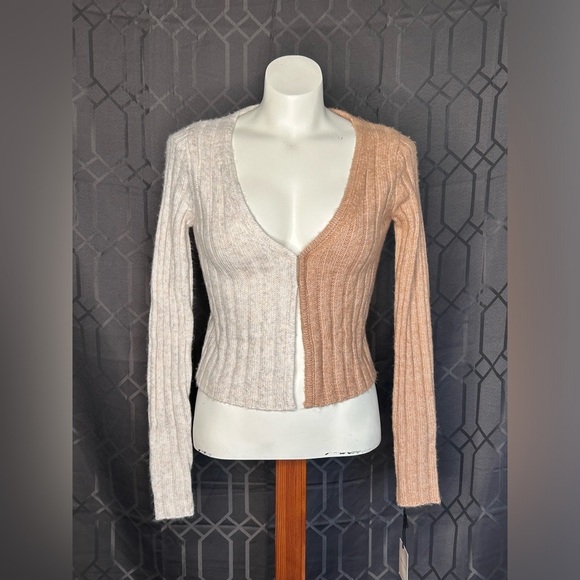 Happily Gray Cardigan Sweater NWT Size S - Picture 2 of 7